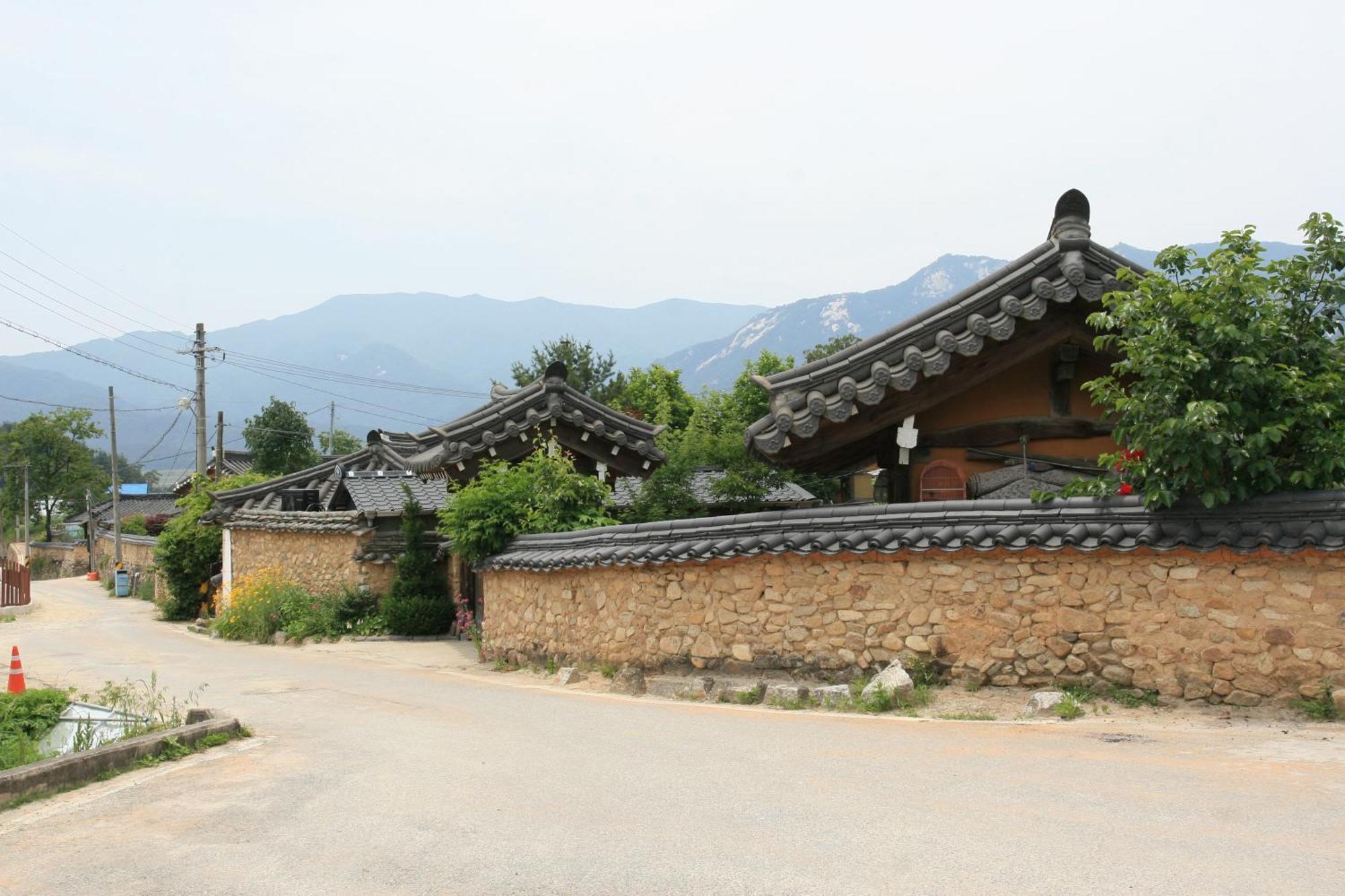 Jinrae Lee'S Traditional House Boseong Exterior foto
